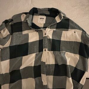 Woman’s Green and White Plaid Shirt